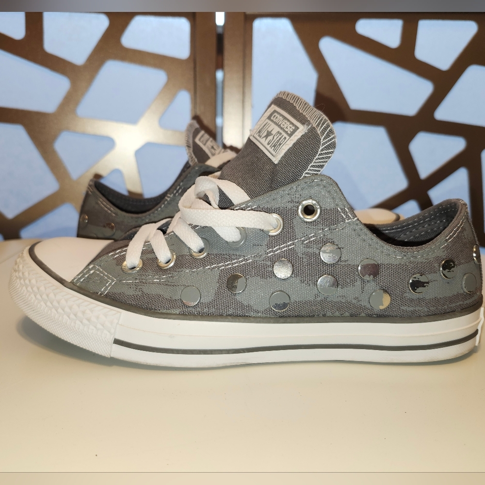 Converse Low Tops